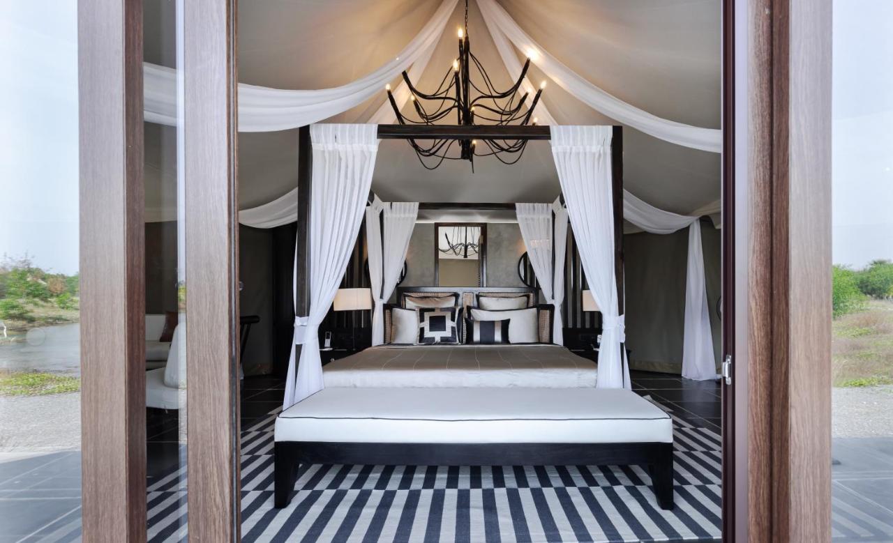 The Alampara Resort - Luxury Boutique Glamping & Water Sports Cheyūr エクステリア 写真