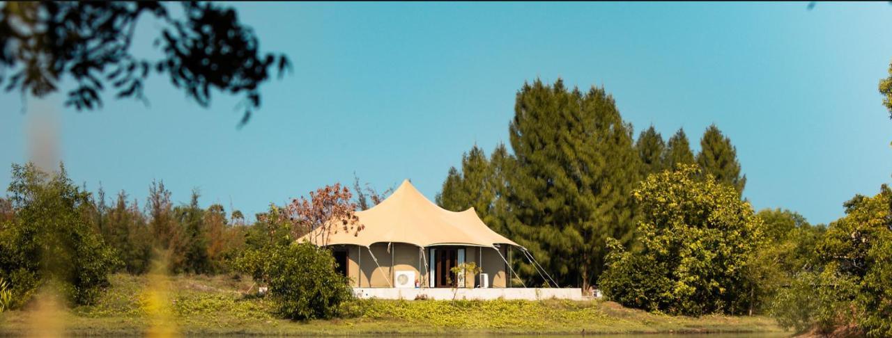 The Alampara Resort - Luxury Boutique Glamping & Water Sports Cheyūr エクステリア 写真