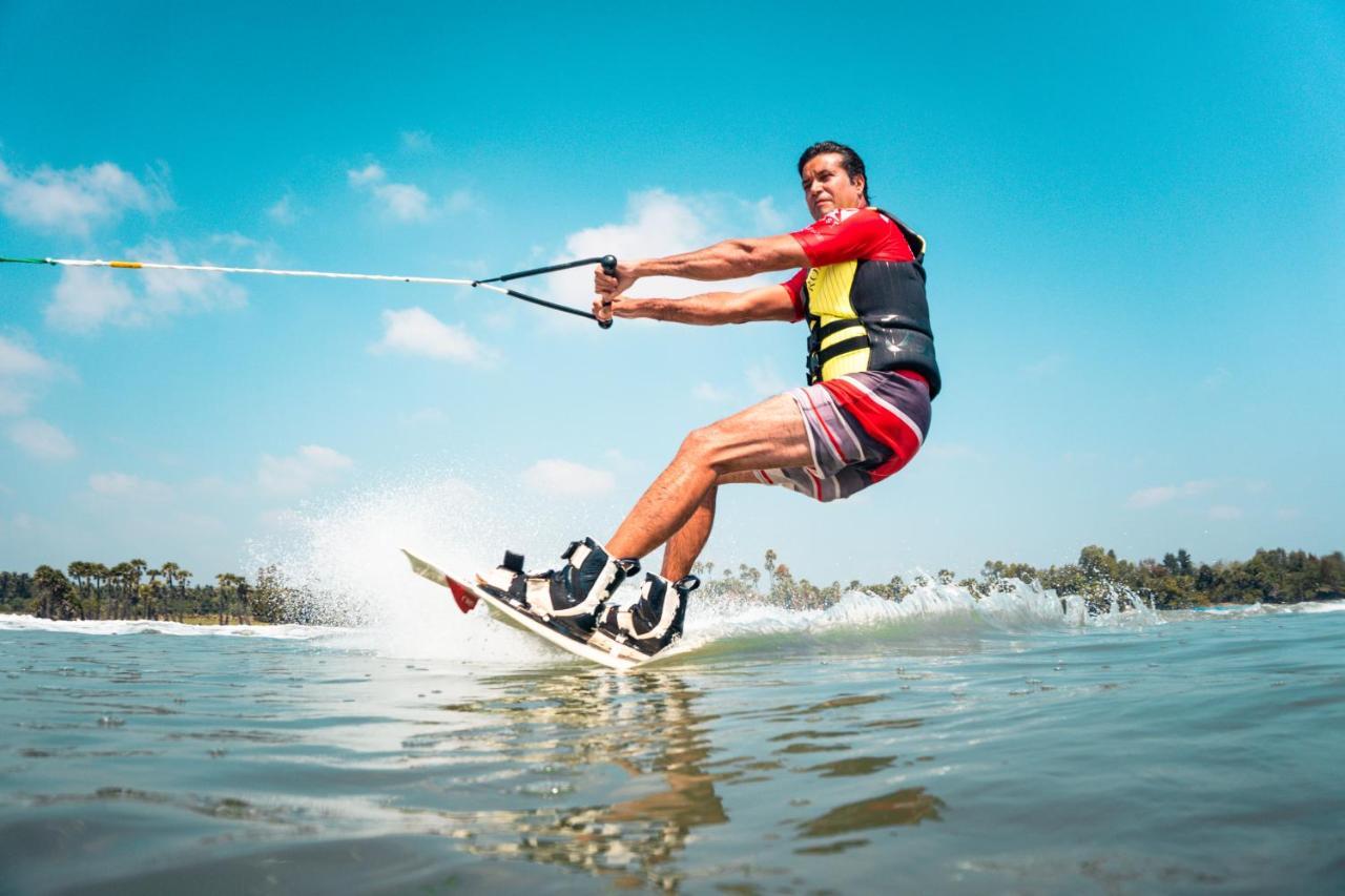 The Alampara Resort - Luxury Boutique Glamping & Water Sports Cheyūr エクステリア 写真
